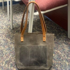 Genuine Lea the handbag